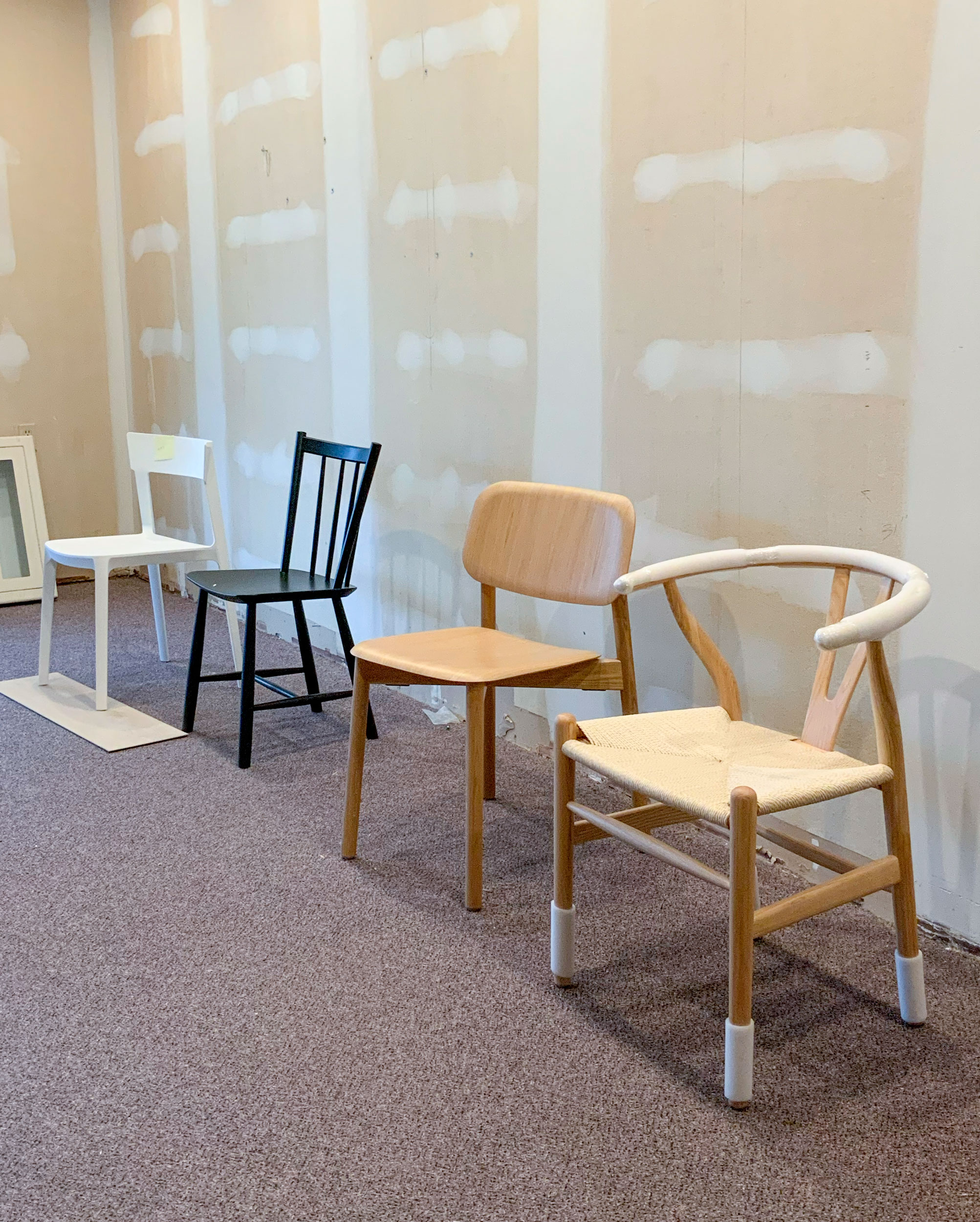 We carried out a rigorous testing process, evaluating a range of chairs for accessibility, support, and durability.