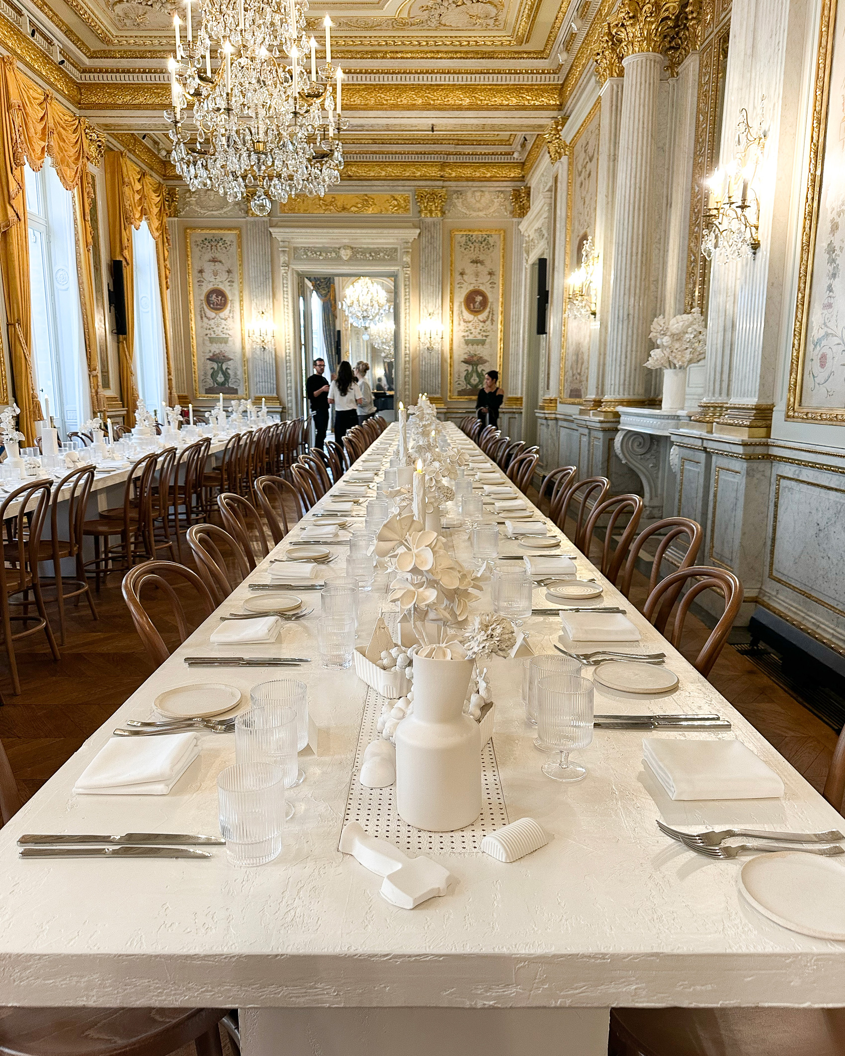 We Are Ona dinner, during Art Basil Paris, inspired by Discarded series. In collaboration with Salonnière and Chef Javier Bardauil.